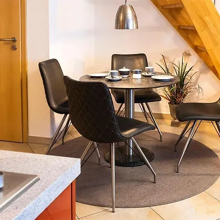 아파트 Ferienwohnung-shila